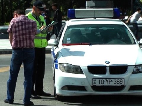 Yol polisinin yazdığı cərimələrin 7 faizi büdcəyə köçürüləcək