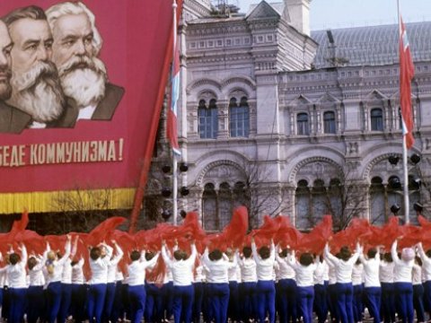 1 may Zəhmətkeşlər günü necə yarandı? - Qətliamın yaratdığı BAYRAM, VİDEO