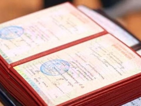 Diplomunu ala bilməyən məzunlara ŞAD XƏBƏR