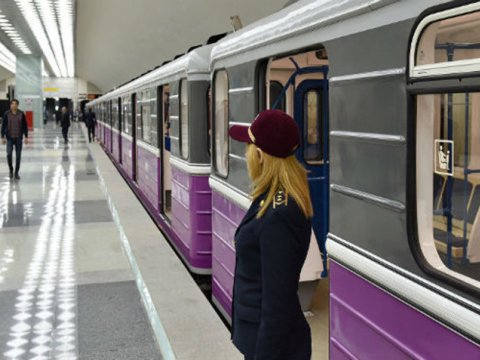 Bu gün Bakı metrosu saat 8-də AÇILDI - PROBLEM 