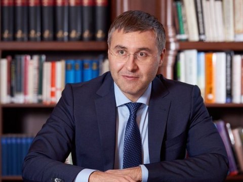 Rusiyada nazir koronavirusdan sağaldı