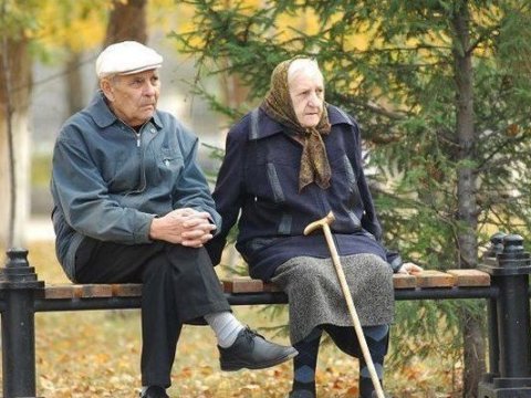 Pensiya alanlara şad xəbər - daha bir məhdudiyyət aradan qaldırılır
