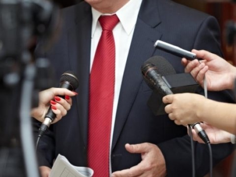 Keçmiş mətbuat katibləri hazırkı həmkarları barədə: “Əksəriyyəti tənqidə dözümsüzdür”