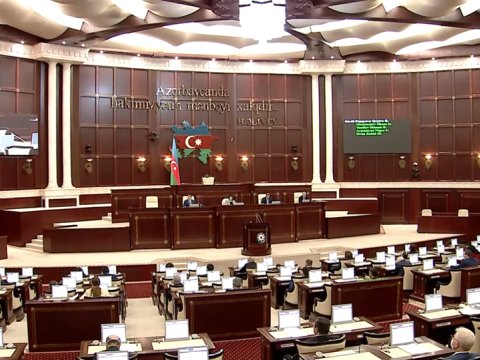 Milli Məclis növbəti iclasda 11 məsələni müzakirə edəcək - GÜNDƏLİK
