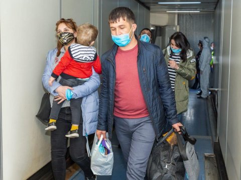 175 Azərbaycan vətəndaşı Bakıya gətirildi - FOTOLAR