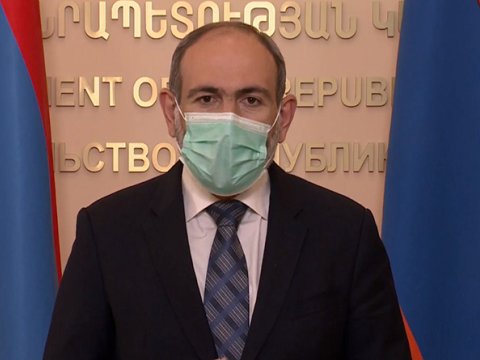 Paşinyan koronavirusa YOLUXDU