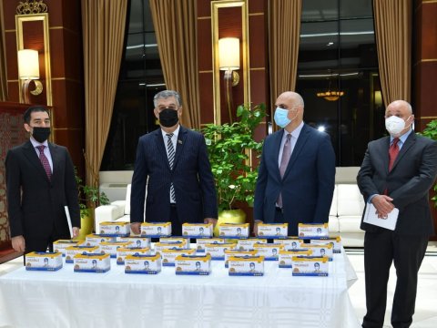 Vyetnam Milli Assambleyası Azərbaycana tibbi maska göndərdi