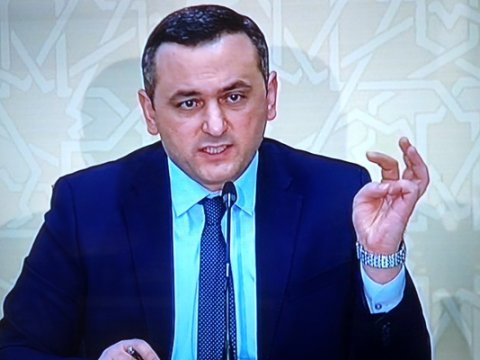 Həftəsonları mağaza, market və apteklər tamamilə qapadılacaq