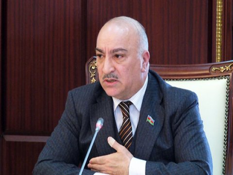 Deputat parlamentdə su problemini qaldırdı: “Taxıl zəmisi susuzluqdan yandı”