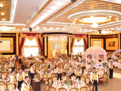 Toysuz qalan şadlıq sarayları - Pandemiya pulu alan da var, almayan da...