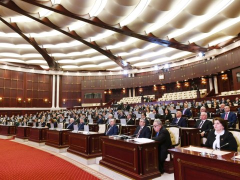 Hökumət üzvləri Milli Məclisə gəldilər