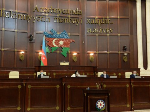 Milli Məclisdə Qurtuluş Günü qeyd edildi - VİDEO