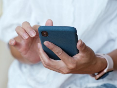 Azərbaycanda COVID-19 xəstələrinə telefonlarını söndürmək qadağan OLUNDU