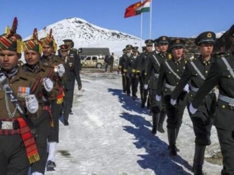 Hindistan ordusu döyüşə hazır vəziyyətə gətirildi