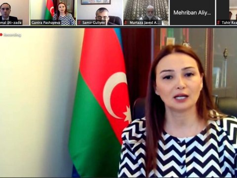 Qənirə Paşayeva Pakistanlı deputatla əməkdaşlığı müzakirə etdi