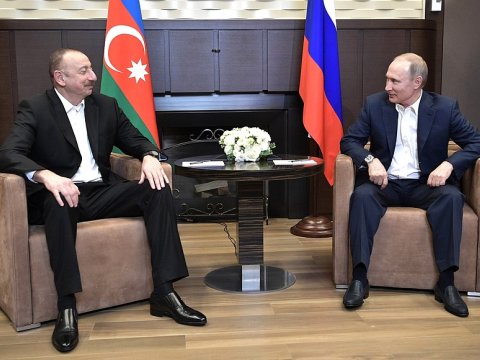 Putin İlham Əliyevə zəng etdi