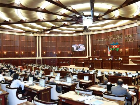 Dövlət büdcəsinin icrası təsdiq edildi