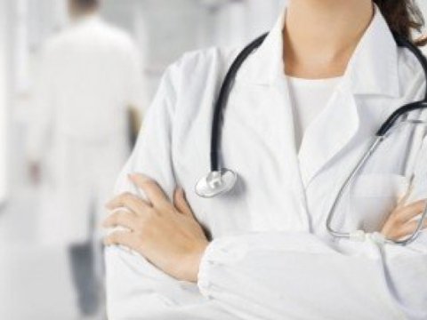 Milli Məclisə həkimlərlə bağlı layihə təqdim edildi