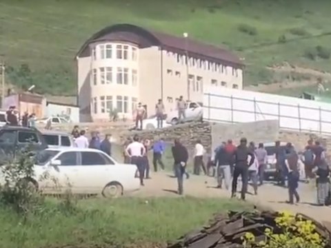 İcra başçısının müavini kütləvi davada yaralandı