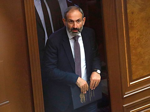 Paşinyan SİYASİ TƏCRİDDƏ: Birləşmiş müxalifət, Koçaryanın azadlığı, prezidentlə konflikt 