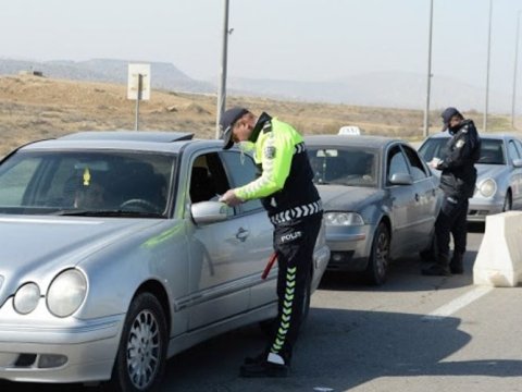 Yol polisi bir sutkada karantini pozan 1291 nəfəri cəzalandırdı