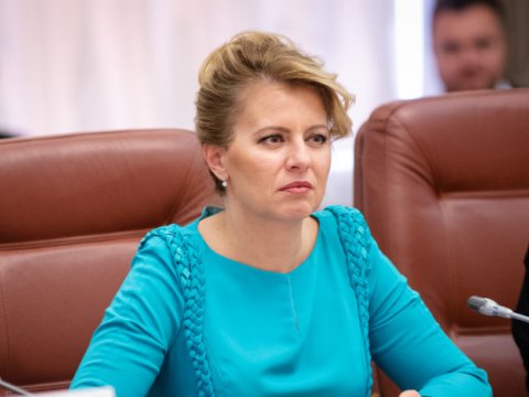 Slovakiya prezidenti COVID-19-a görə izolyasiya olunub