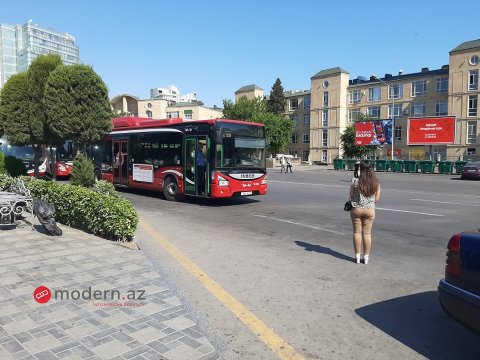 Gücləndirilmiş karantin rejimindən sonra Bakı nəqliyyatından FOTOREPORTAJ