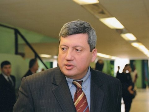Tofiq Zülfüqarov: “Hazırda Ermənistanla Azərbaycan arasında müharibə ehtimalı yüksəkdir”