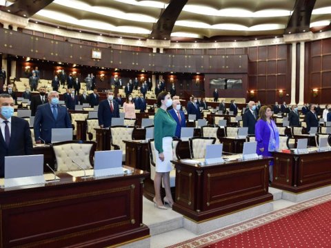 Deputatlar Beynəlxalq Parlamentarizm Gününü qeyd etdilər