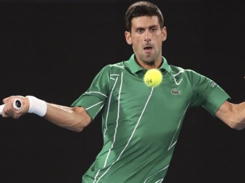 Dünyanın 1 nömrəli tennisçisi virusdan sağaldı