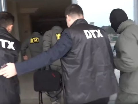 DTX Xarici İşlər Nazirliyində əməliyyat keçirir - Vəzifəli şəxslərin həbsi... 