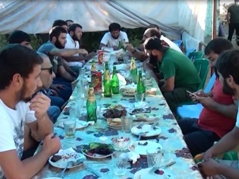 Restoran sahibi həbs olundu, müştərilər isə CƏRİMƏLƏNDİ
