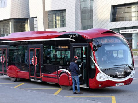 Bakıda marşrutlarda sərnişin sayı 70 faiz azalıb 