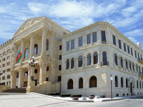 Karantin rejimi qaydalarını pozan sahibkar həbs OLUNDU