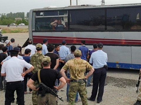 5 azyaşlı uşaq və hamilə qadın Dağıstandan Azərbaycana GƏTİRİLDİ