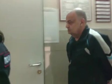 Narkoz altında olan xəstələri zorlayan həkimə HÖKM OXUNDU