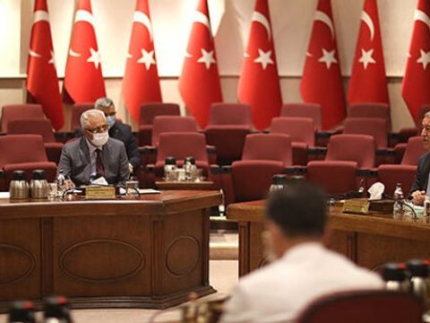 Hulusi Akar Müdafiə nazirinin müavini ilə görüşdü