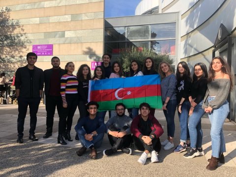 UNEC tələbəsi: “Bir il təhsil haqqı ödəməklə Montpellier universitetinin diplomunu qazanırsız!”