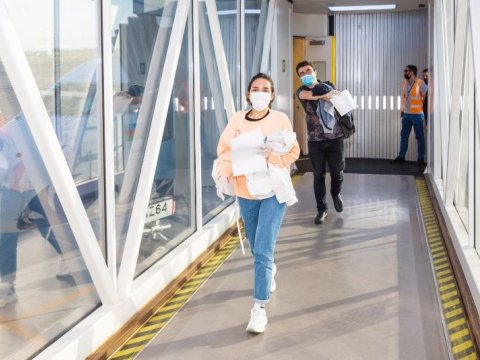 AZAL Budapeştdən Bakıya çarter reysi yerinə yetirib