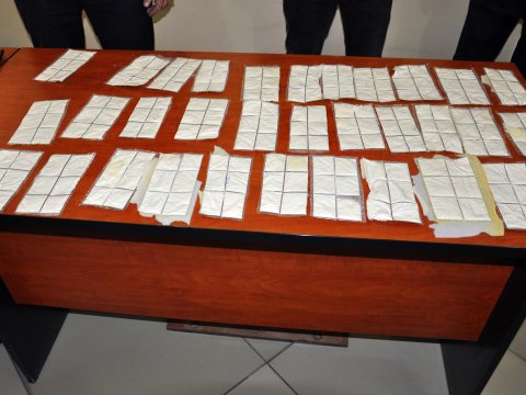 Yardımlıda 8 kiloqramdan artıq heroin aşkarlandı