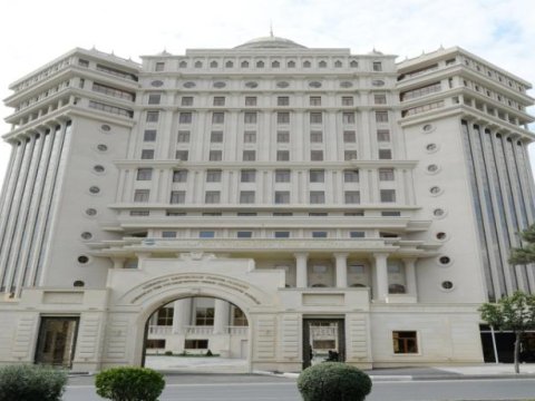 Tibb Universitetinin 58 əməkdaşı koronavirusa YOLUXDU
