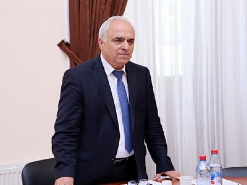 Fəxrəddin Qədirova “Əməkdar elm xadimi” adı verildi