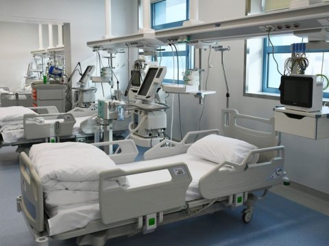 Bu gün xəstəxanalarda çarpayı çatışmazlığı var - Nazirlik rəsmisi