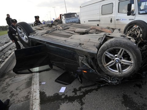 Sabirabadda ağır qəza: 1 ölü, 2 yaralı