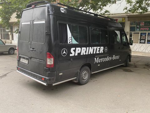 Bakıya qanunsuz sərnişin daşıyan sürücü 3 min manat CƏRİMƏLƏNDİ
