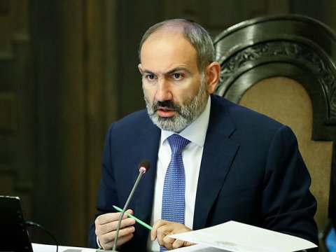 Fərid Şəfiyev: “Nikol Paşinyanın fikirləri bir-birinə ziddiyyət təşkil edir”