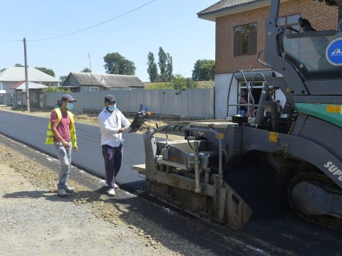 Lənkəranın kənd yolları əsaslı təmir olunur