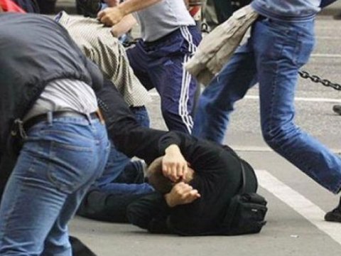 Moskvada azərbaycanlılarla ermənilər arasında KÜTLƏVİ DAVA: bıçaqlanan var
