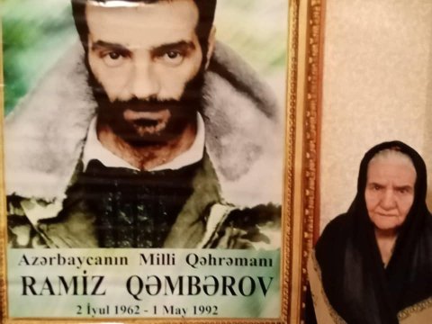 Milli Qəhrəmanın anası vəfat etdi - FOTO