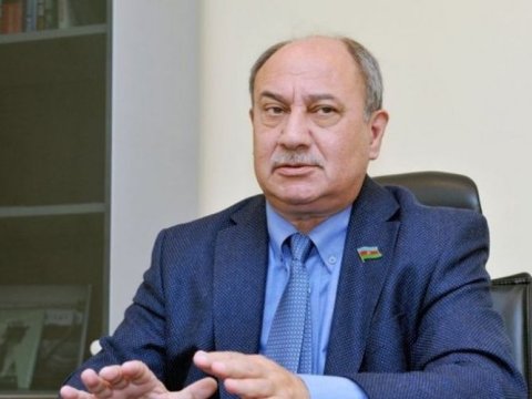 Araz Əlizadə də koronavirusa YOLUXDU          